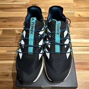 TERREX VOYAGER 21 CANVAS TRAVEL SHOES